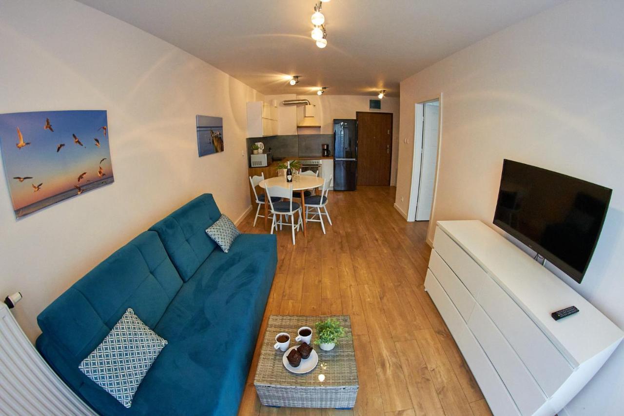 Apartamentyprzymorzu Baltycki Z Miejscem Postojowym I Ogrodkiem Kołobrzeg Exteriör bild