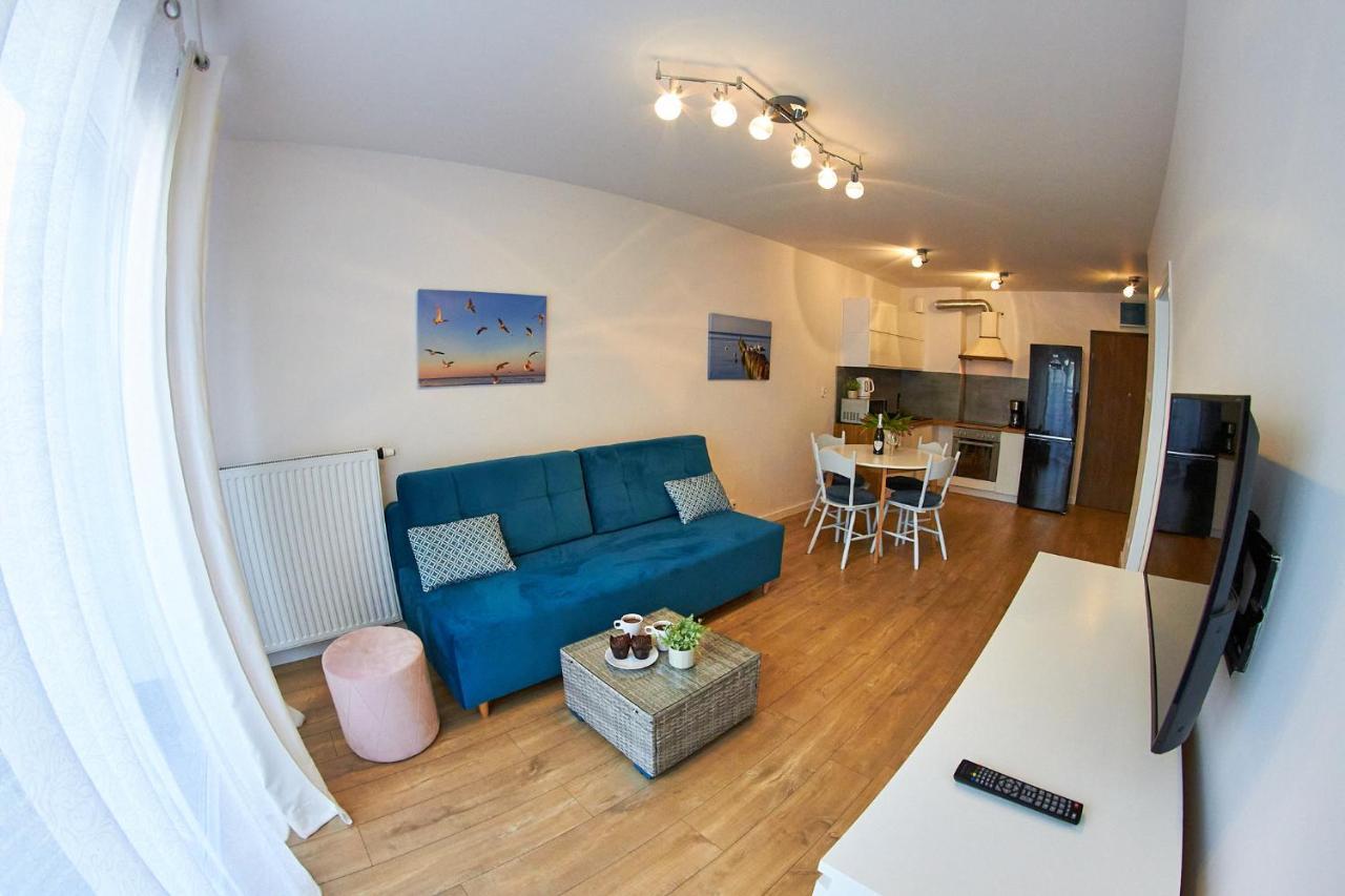 Apartamentyprzymorzu Baltycki Z Miejscem Postojowym I Ogrodkiem Kołobrzeg Exteriör bild