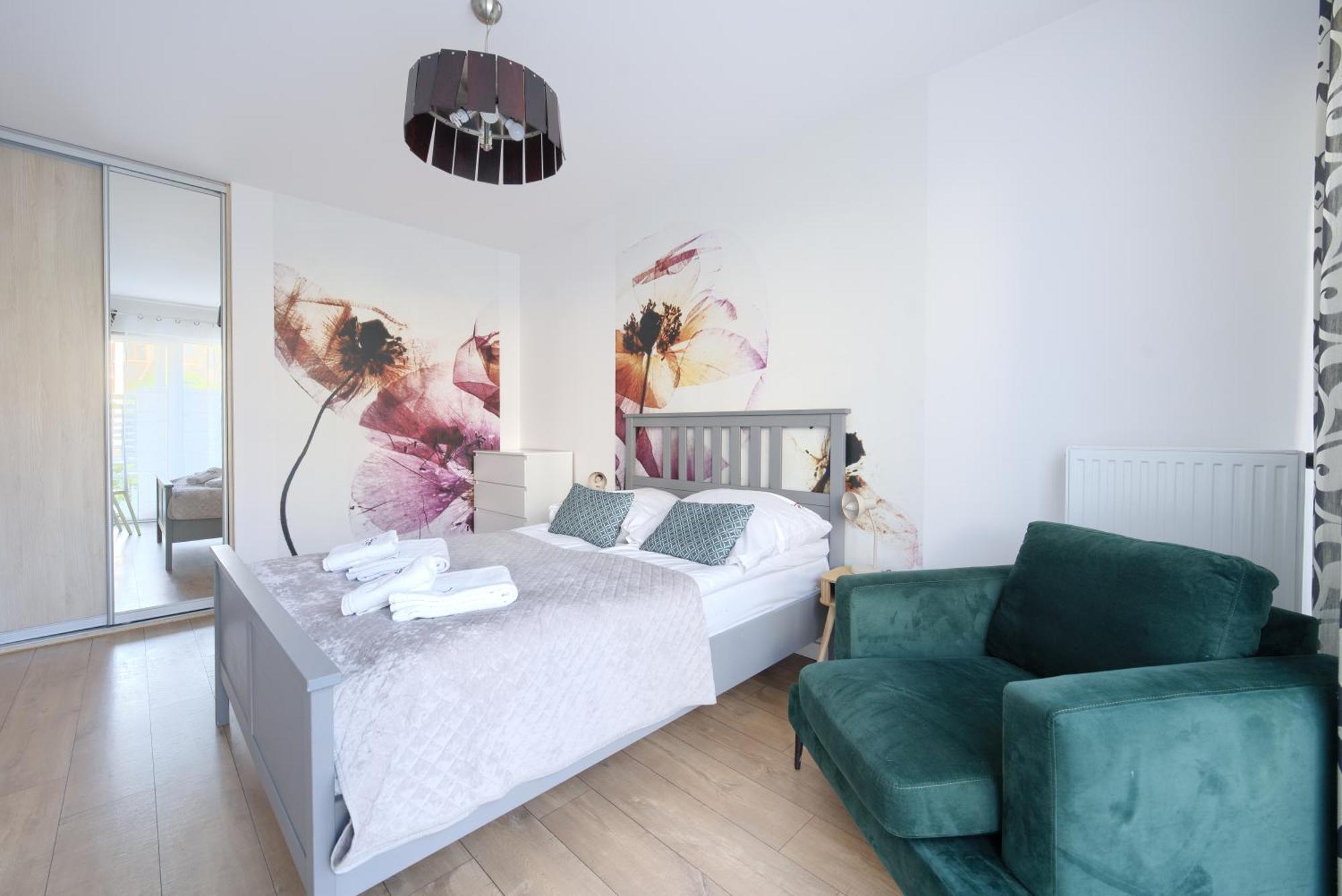 Apartamentyprzymorzu Baltycki Z Miejscem Postojowym I Ogrodkiem Kołobrzeg Exteriör bild